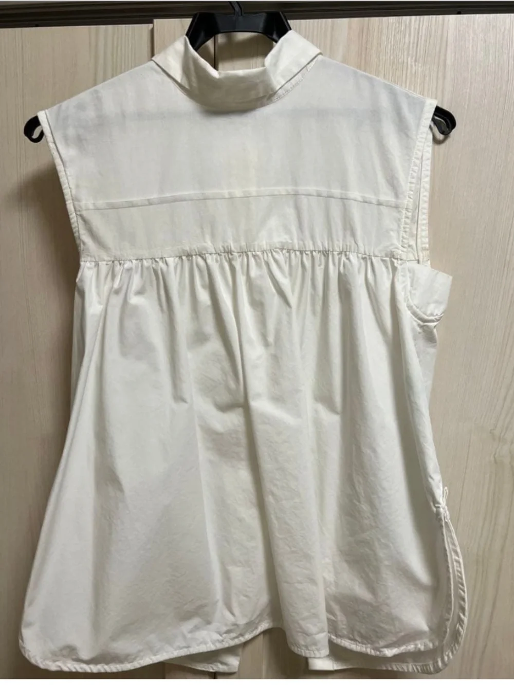 Zara Sleeveless White Gathered Yoke Top toes in back medium - Picture 1 of 6
